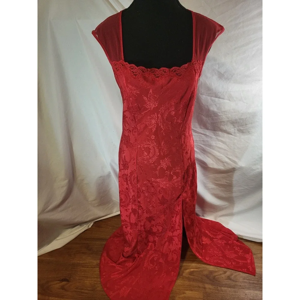 Vtg Victorias Secret Slip Nightgown Maxi  Gold Label Babydoll Red Old Money M